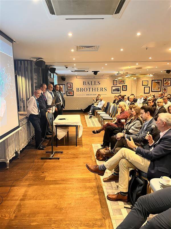 Image of Hawkins presenters answering questions ta our latest renewable seminar